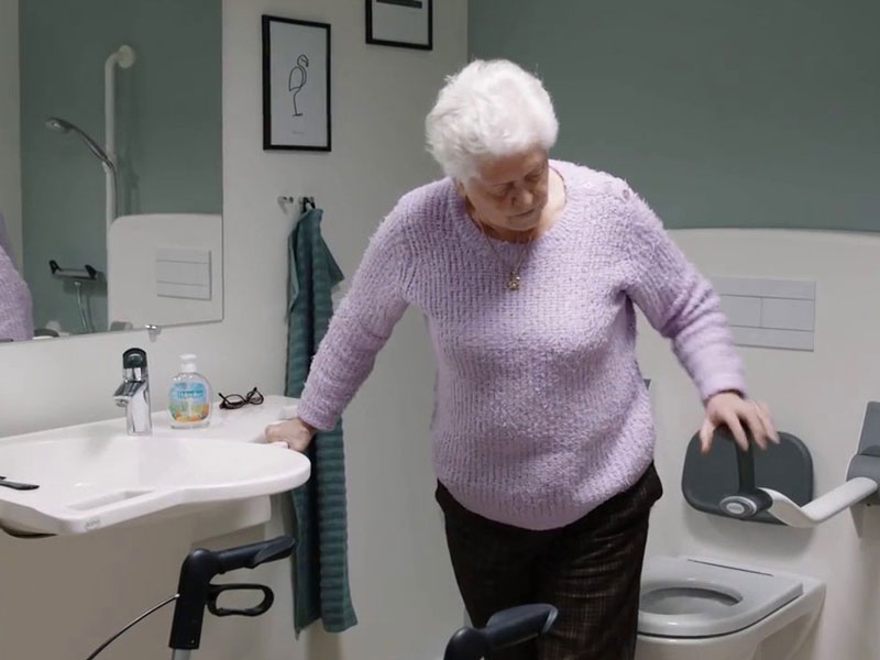 Handicap accessible bathroom, bathroom for elderly & wheelchair users - Adjustable Wash Basin