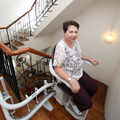 20/07/30/28100002-blog-community-accessibility-stairlift.jpg